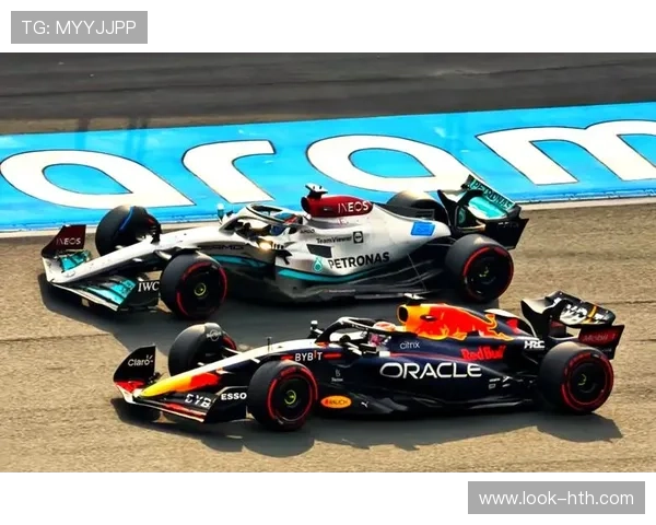 F1赛季最新动态：红牛团队强势表现与梅赛德斯车队挑战解析